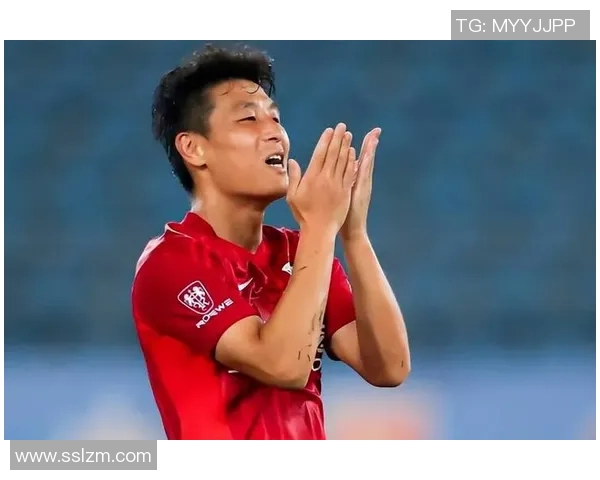 首秀受伤的足球明星背后的故事与未来挑战